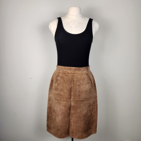 Vintage Brown Suede Leather Skirt Old Money Classic Preppy Size 14 Fits Size M - Picture 2 of 11